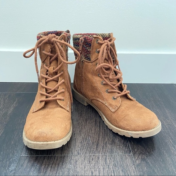 American Eagle Ankle Boots for Girls - Size 2.5 Junior - Picture 1 of 13